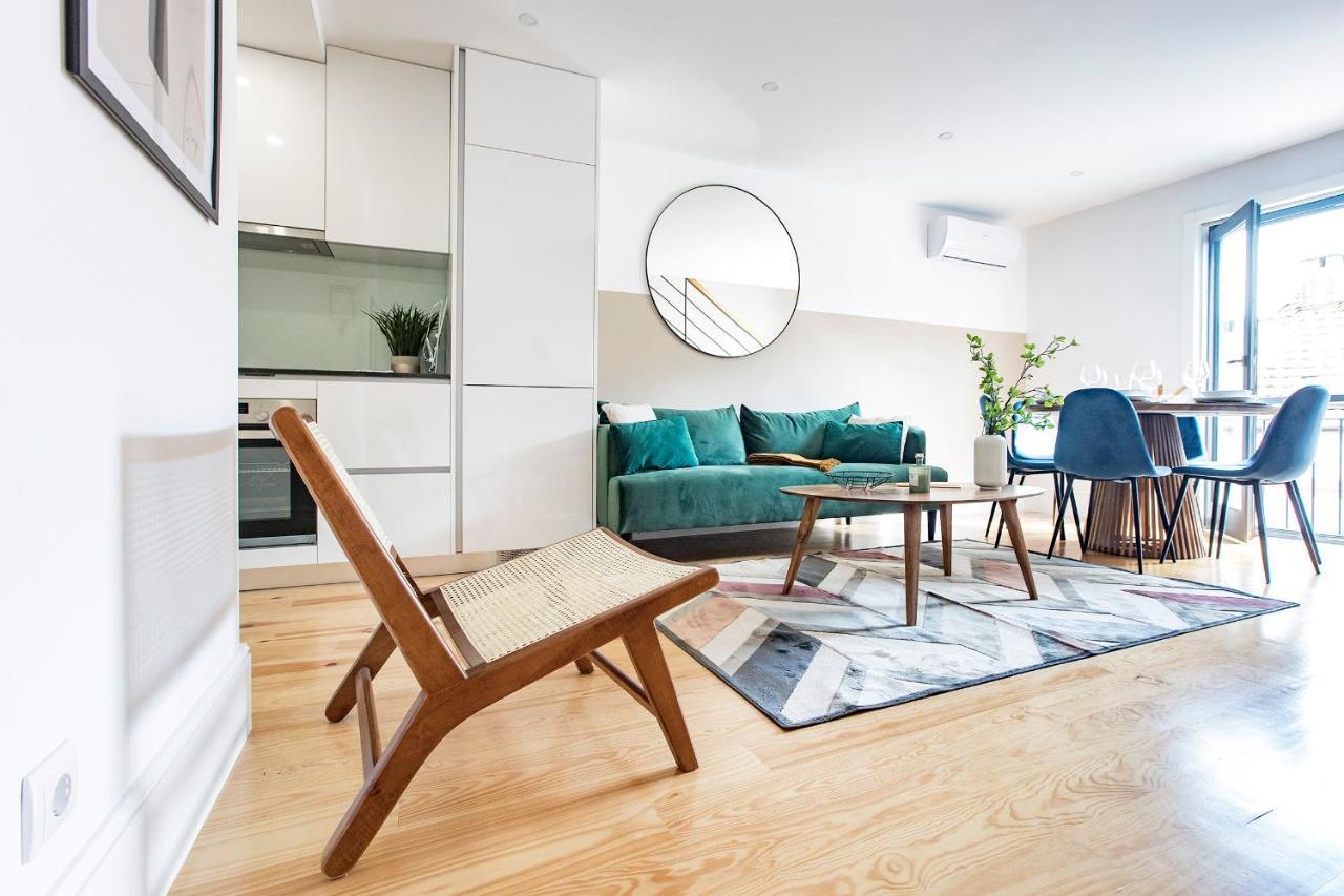 Bright 3Br Flat W/ Ac In City Center By Lovelystay ポルト エクステリア 写真